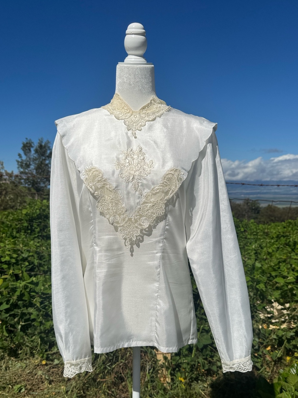 80s Victorian Cottage Prairie Ivory lace Front Overlay Satin long Sleeve Blouse